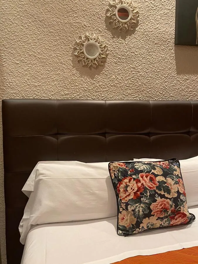 Hostal Orleans Barcelona Pensionat
