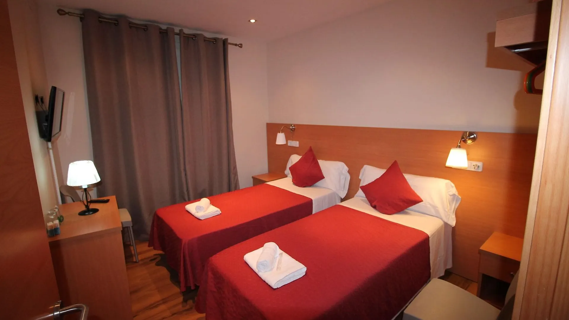 Hostal Orleans Barcelona Pensionat